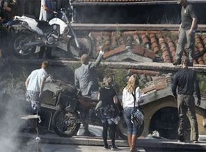 Kamuoyu,James Bond Rezaleti'ni İzlemekle Yetiniyor!