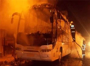 Karamürsel'de Otobüs Alev Alev Yandı