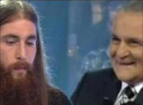 Kenan Işık'tan 'uzaylı' gafı