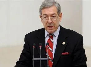 Korutürk: Suriye politikası maceracı