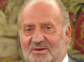 Kral Carlos özür diledi