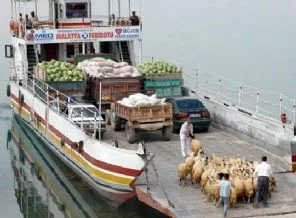 Malatya'da feribot faciası