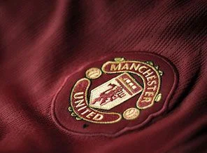 Manchester United borçlarını ödemek için ofisini sattı