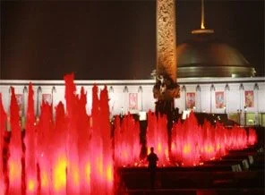 Moskova'da fıskiye mevsimi açılıyor