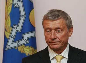 'NATO Afganistan'dan çekilmesin'
