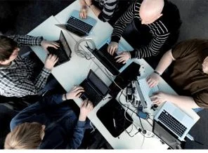 Psikiyatri uzmanları tehlike çanları çaldırıyor: İnternet bağımlıları ortaya çıkıyor