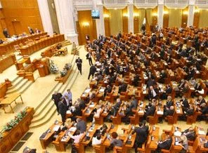 Romanya'da hükümet düştü