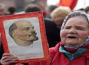 Ruslar Lenin'in doğum gününü kutladı