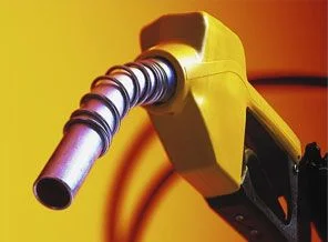 Rusya'da 2 bin ton petrol toprağa sızdı