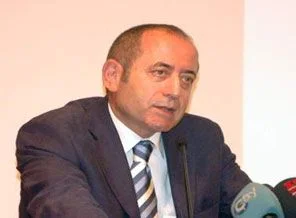 Sabıkalı vekil bu kez 'anneye' küfretti