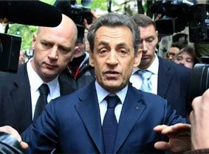 Sarkozy seçmeni İslam'la korkuttu