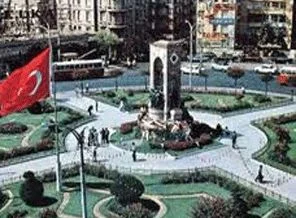 Taksim trafiğe kapatıldı