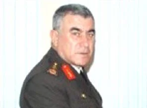 Tümgeneral teslim oldu