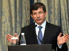 Türk dış politikasını ikiye ayırıyoruz