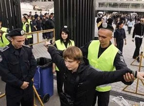 Ukrayna patlamalarla sarsıldı