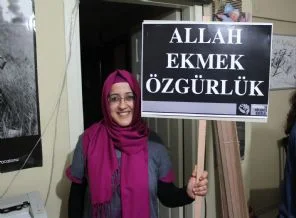 Ümit Aktaş Antikapitalist Müslümanları uyardı