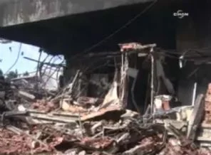 Yangından geriye enkaz yığını kaldı