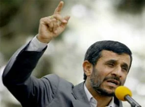 Ahmedinejad Suriye katliamını kınadı