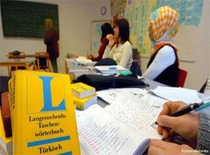 Almanca koşulu, AB hukukuna aykırı