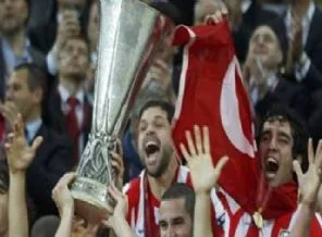 Arda, Türk bayrağı ile kutladı