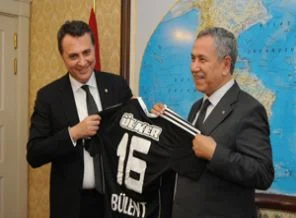 Arınç, Beşiktaş yönetimini kabul etti
