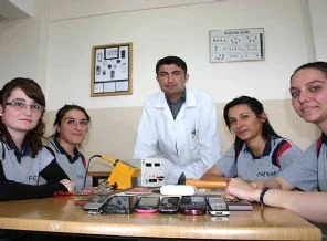 Artık derste telefon çalmayacak