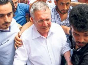 Aziz Yıldırım'a çok kıymetli bir haber