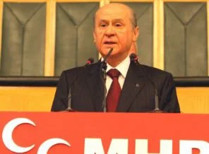 Bahçeli'den 'başkanlık sistemi' eleştirisi