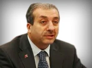 Bakan Eker'in hayatı Kürtçe anlatılacak