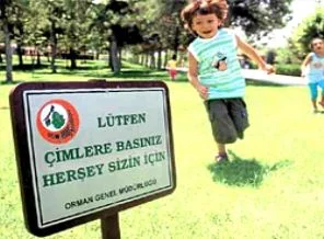 Bakanlıktan ''çimlere basın'' açılımı