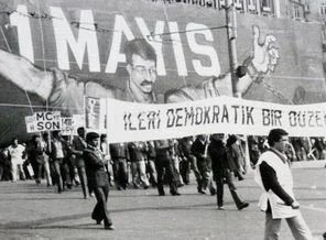 Berktay: 'Tertibe Ne Gerek Var, Celâlettin Can'lar Oldukça'