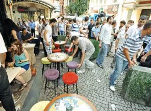 Beyoğlu masasına kavuşuyor