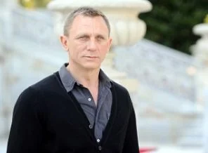 Bond İstanbul'da olay çıkardı