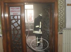 Camideki yangına itfaiyeden büyük saygı!