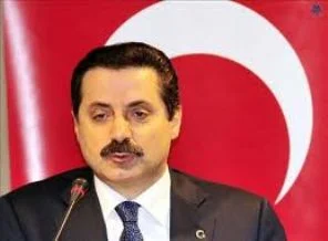 Çelik'ten memur maaşlarına zam açıklaması