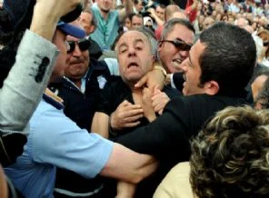 CHP'liler vatandaşı tartakladı