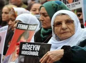 Cumartesi anneleri: 'Kayıplarımız nerede?'