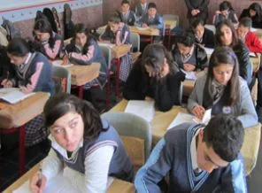 Dersler kısalıyor, lise 3 yıl olacak