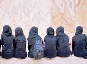 Dizilerde başörtülü karakter neden yok?