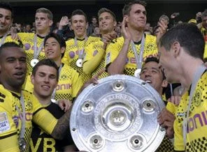 Dortmund Şampiyonluk Kupasını aldı
