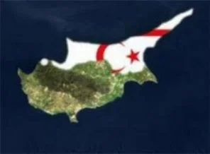 Downer Kıbrıslı liderlerle görüştü