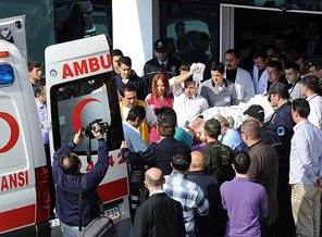 Düğün yemeği hastanelik etti