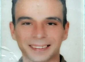 Evine girmeye çalışırken düşerek öldü