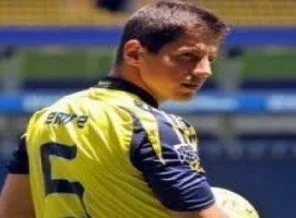 Fener'in yıldızı imzaya gidiyor