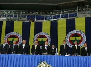 Fenerbahçe'de oy verme işlemi başladı