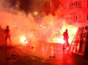 Fenerbahçe taraftarı yenilgiyi kabul edemedi!