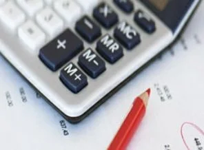 Fitch, Japonya'nın kredi notunu indirdi