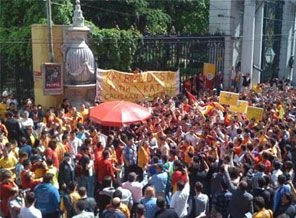 Galatasaraylılar yasak dinlemedi