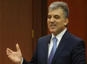 Gül'den Hollande'e kutlama