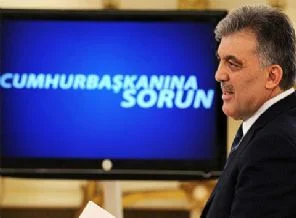 Gül, vatandaşların sorularını yanıtladı